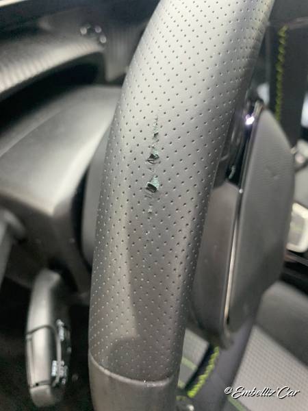 Rénovation volant en cuir  sur Peugeot 208 GT à Arras