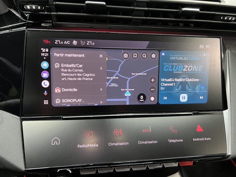 Protection film PPF mat sur écran tactile contre les traces des doigts sur Peugeot 308 à Douai