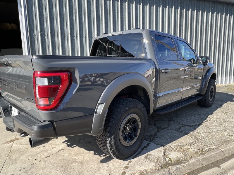 Pose d'une protection complète céramique Krytex sur carrosserie, vitre, jante et sur siège en cuir sur Ford Raptor à Arras