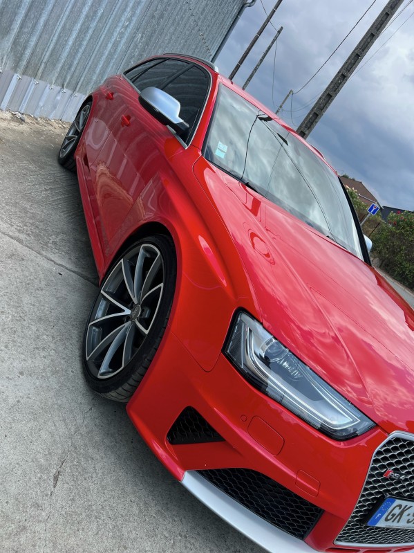 Application de film de protection de carrosserie transparent PPF XPEL sur une Audi RS6 à Lille