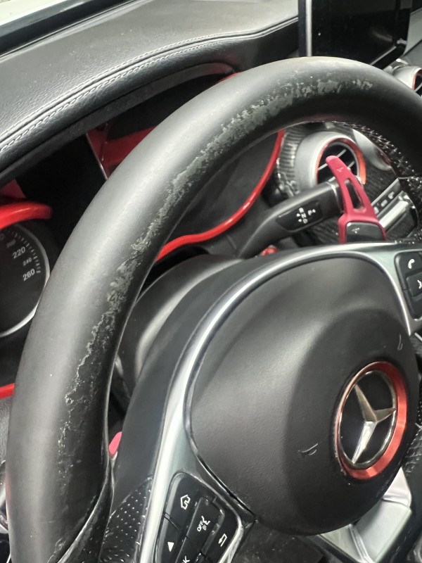 rénovation volant mercedes  à Arras dans le nord pas de calais