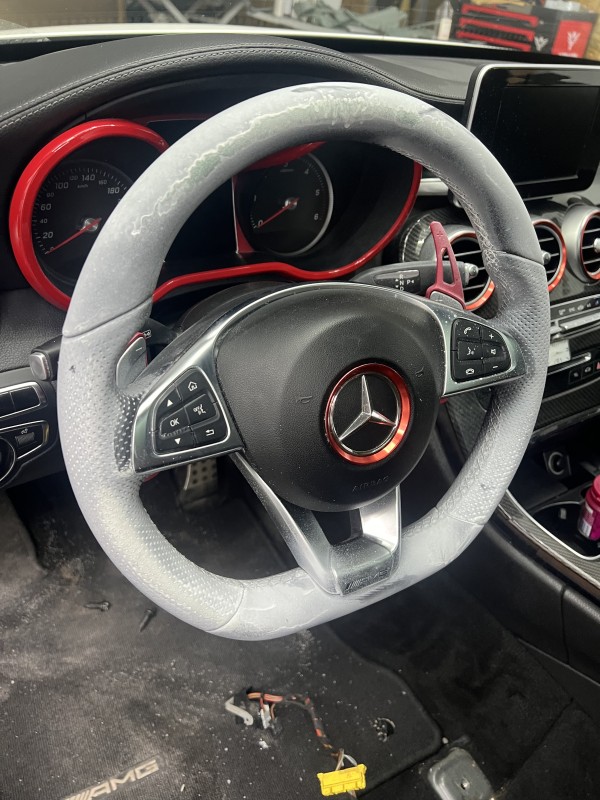 rénovation volant mercedes  à Arras dans le nord pas de calais