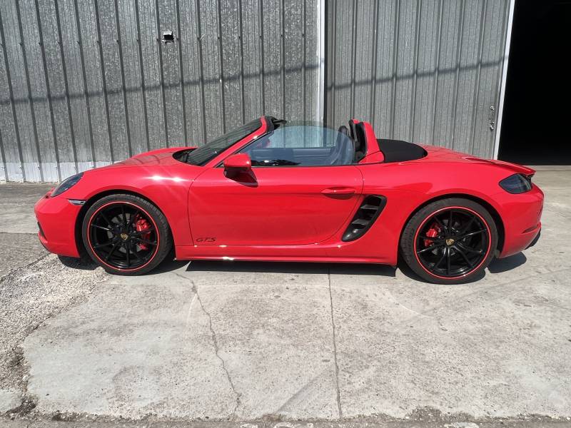 Pose de protection de Jantes Alloygator sur une Porsche Boxster 718 GTS  près de Douai dans le Nord Pas de Calais