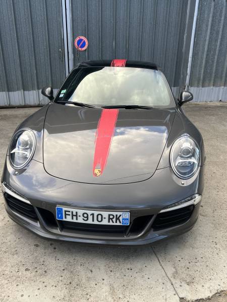 Pose de bande Adhésif et Polissage carrosserie avec pose de traitement céramique sur une Porsche 998 près de Amiens dans le Nord Pas de Calais
