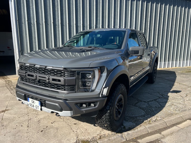 Pose d'une protection complète céramique Krytex sur carrosserie, vitre, jante et sur siège en cuir sur Ford Raptor à Arras